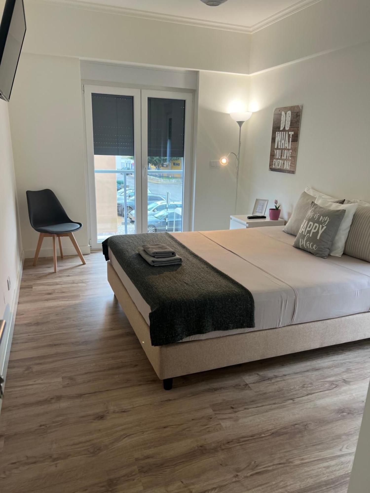 Modern Double Room With Private Balcony Montijo Εξωτερικό φωτογραφία
