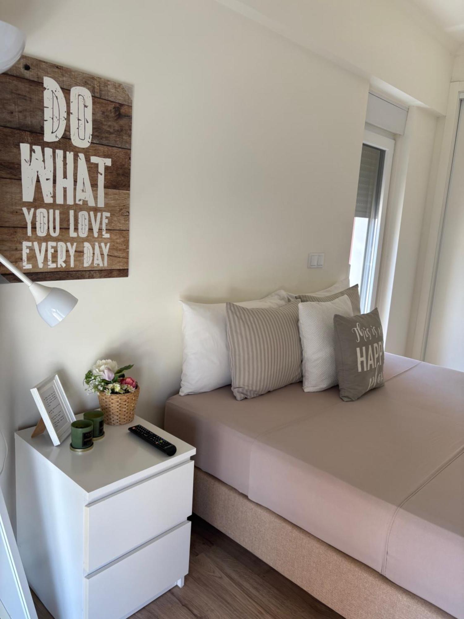 Modern Double Room With Private Balcony Montijo Εξωτερικό φωτογραφία